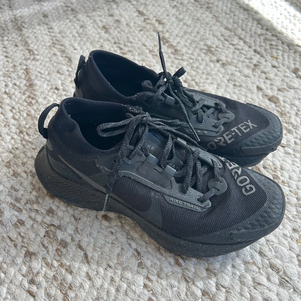 Nike Pegasus Black Trail 3 GORE-TEX Women's Waterproof Trail Running Shoes